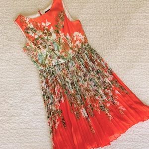 🛍2/40$🛍 Adrianna Papell pleated dress